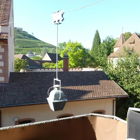 & Zum Hirschen